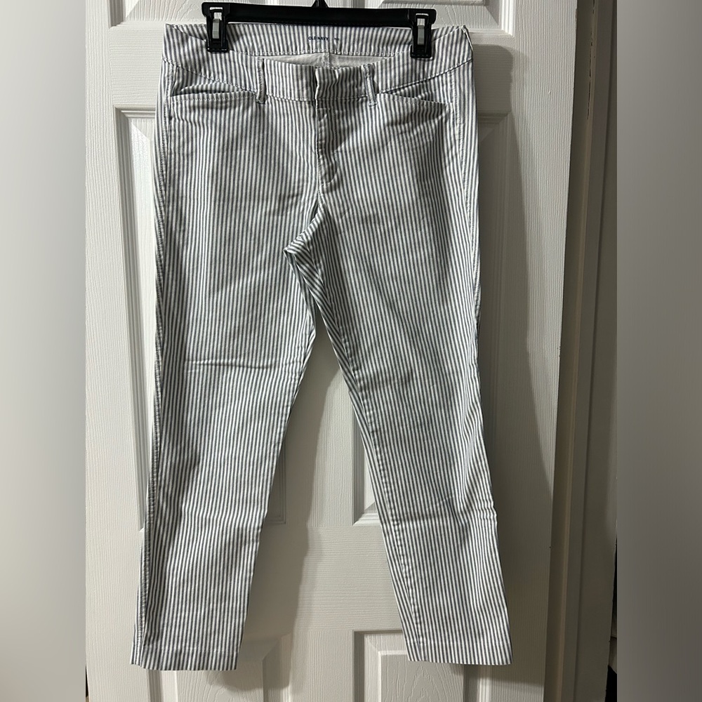 Women’s Straight Ankle Pixie Striped Pants. NWOT